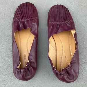 Cranberry Leather Size 10 Chocolat Blu Flat Shoes